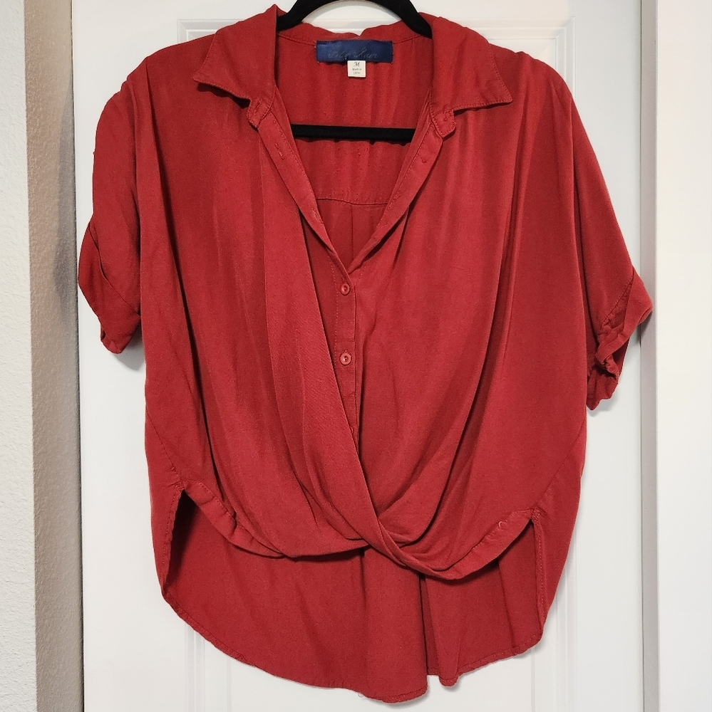 Casual High-Low Top
